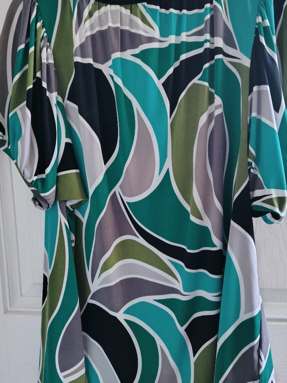 Worthington Woman Puffed Sleeve Top with Pleats